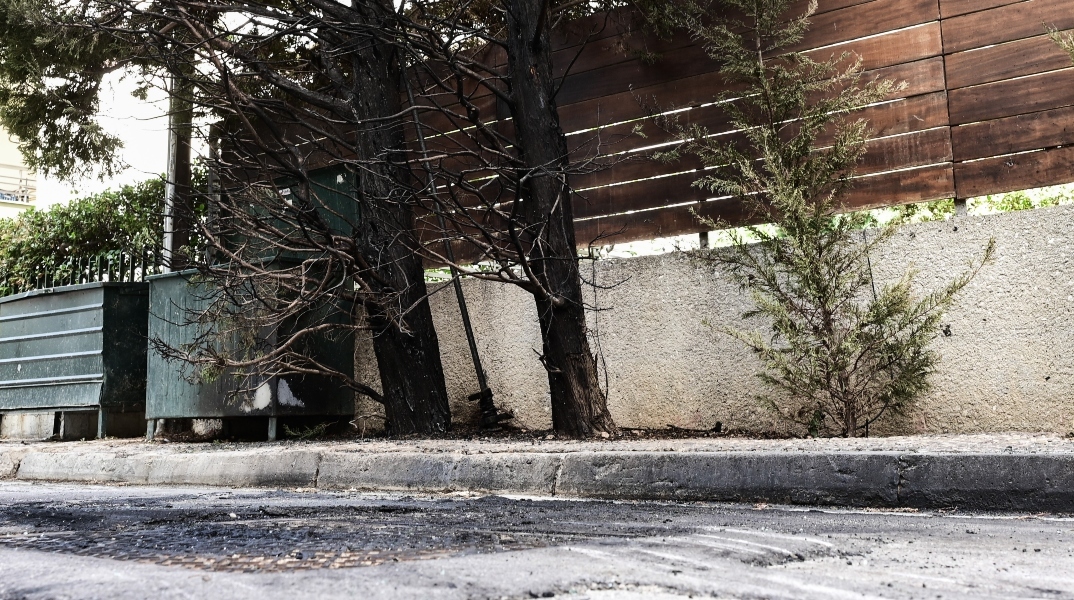 Επίθεση στο σπίτι της προέδρου του Αρείου Πάγου: Πού στρέφονται οι έρευνες της Αντιτρομοκρατικής