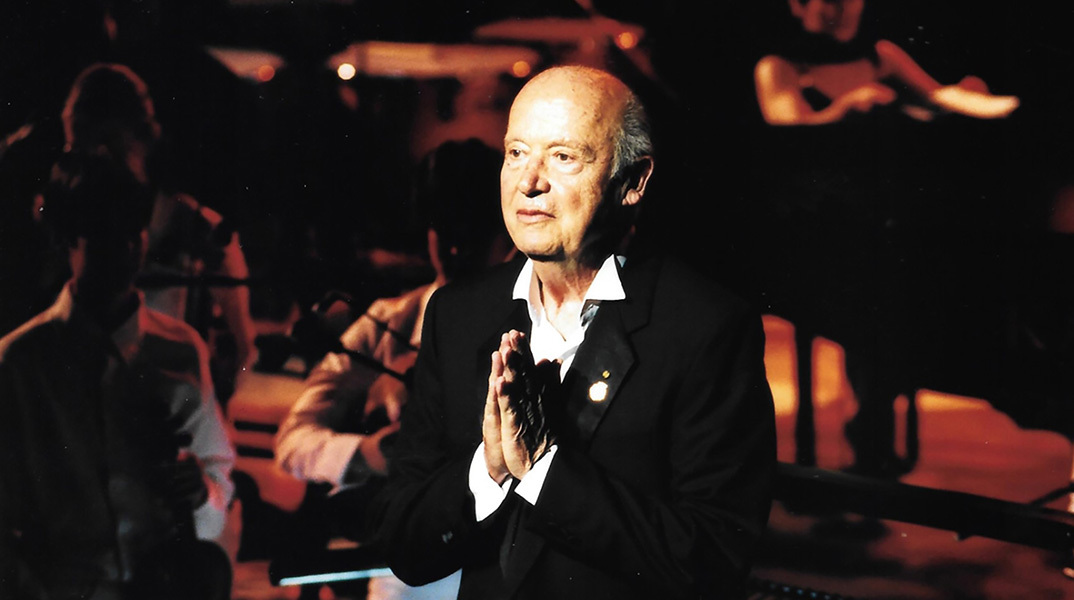 Ο Μίμης Πλέσσας