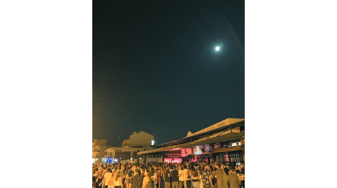 Bandit’s Roost All Day Bar