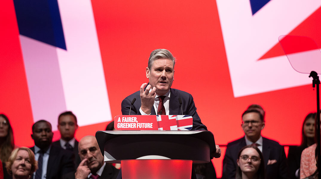 Ποιος είναι ο Keir Starmer που διεκδικεί την πρωθυπουργία στη Βρετανία