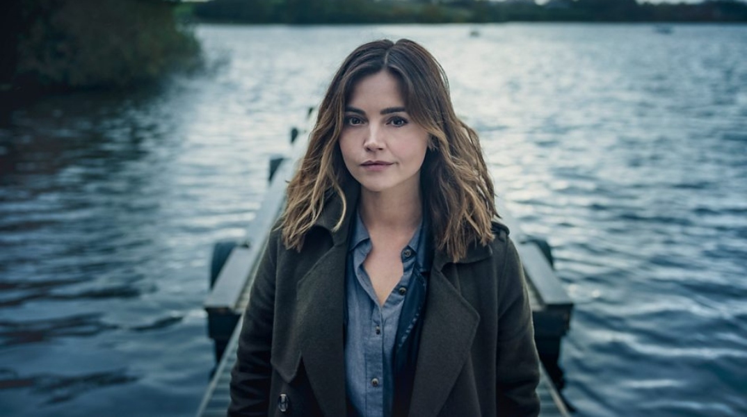 The Jetty: H νέα αστυνομική σειρά του BBC με τη Jenna Coleman