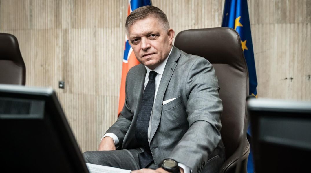Ρόμπερτ Φίτσο: Ο πρωθυπουργός της Σλοβακίας ανέλαβε και πάλι τα καθήκοντά του - Σχεδόν δύο μήνες μετά την απόπειρα δολοφονίας του.