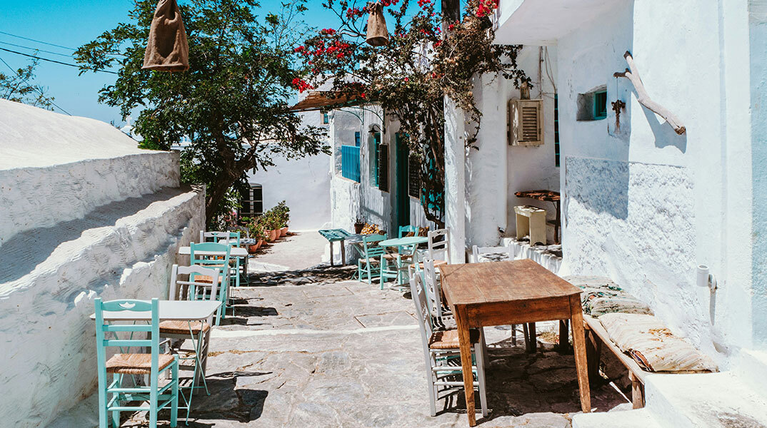 Την Αμοργό θα την ερωτευτείς και θα επιστρέφεις εδώ κάθε χρόνο