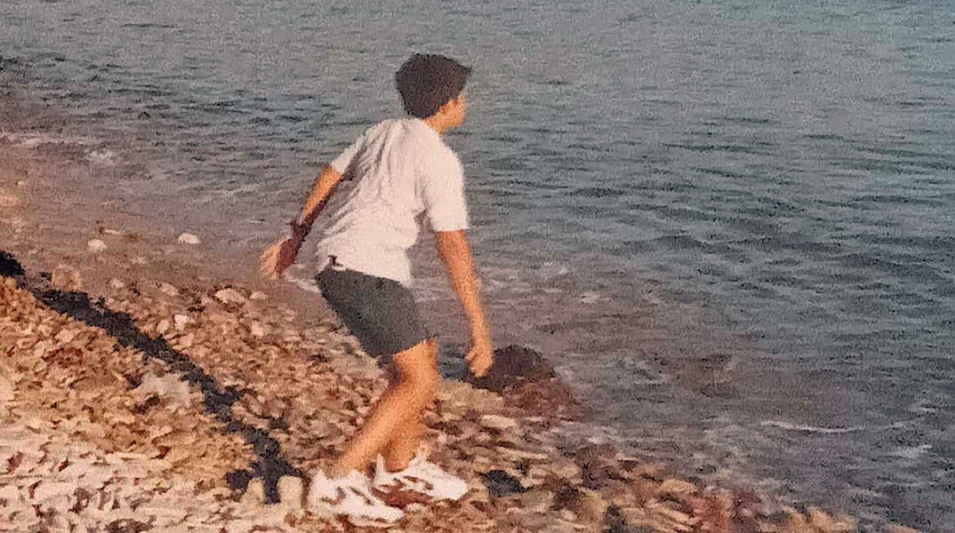 Στην Άνδρο κάθε φορά ανακαλύπτώ καινούργια πράγματα - Του Χάρη Δούκα