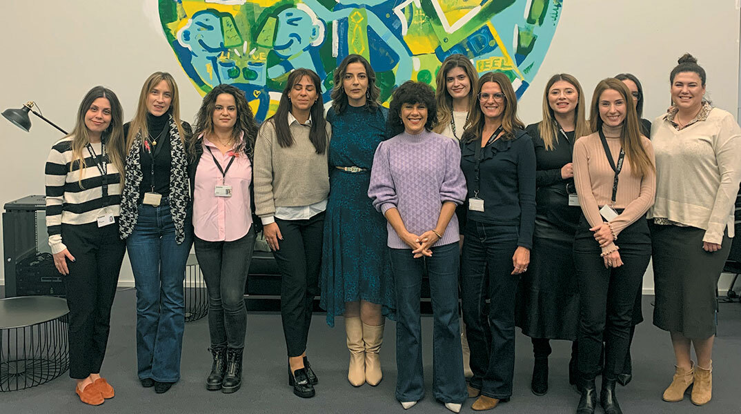 Deloitte: Πώς μια εταιρεία συμβάλλει έμπρακτα στη γυναίκεια εκπροσώπηση