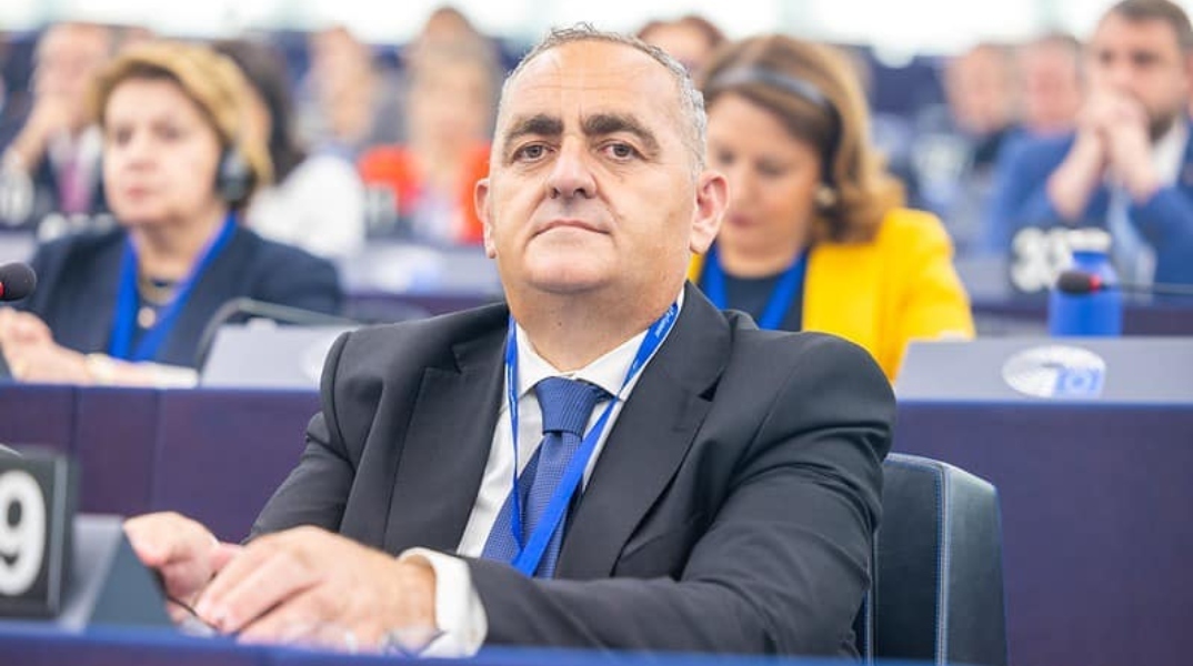 Ο Φρέντυ Μπελέρης στο Στρασβούργο: Είναι και επίσημα ευρωβουλευτής 