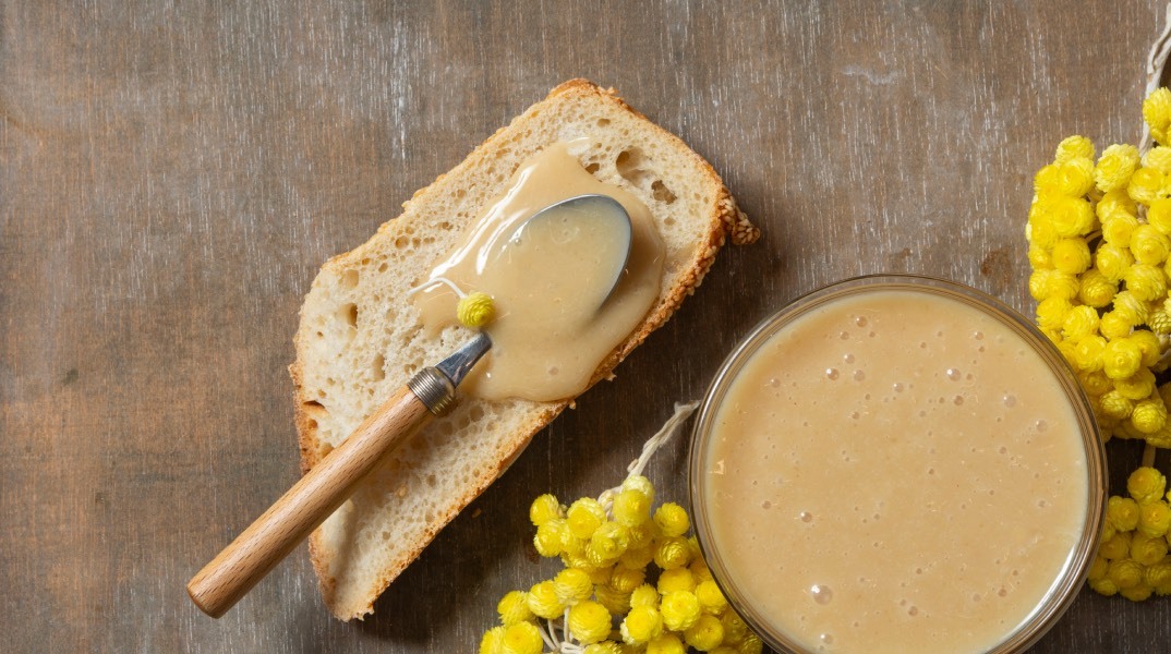 Άλειμμα με μέλι Κυθήρων και λευκή σοκολάτα