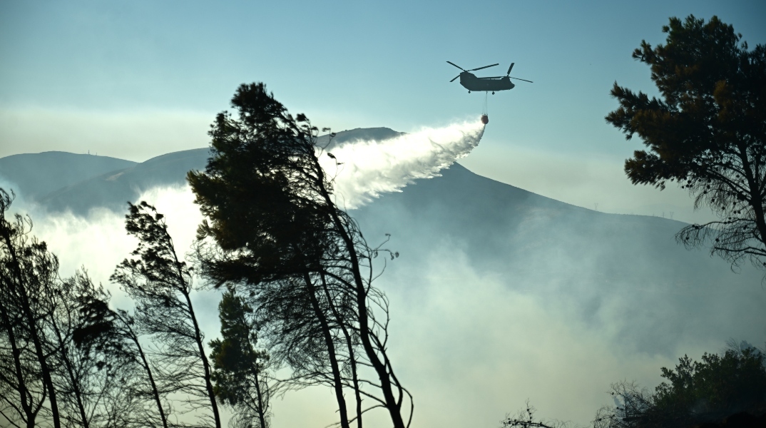 Πολύ υψηλός κίνδυνος πυρκαγιάς αύριο (20.7) σε τρεις Περιφέρειες