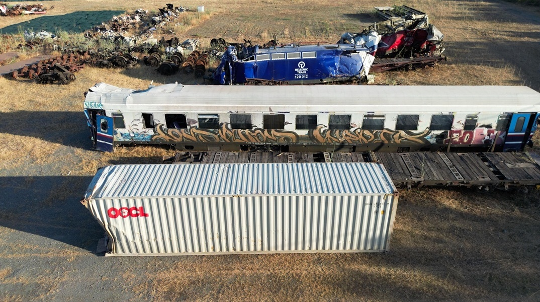 Βαγόνι της επιβατικής αμαξοστοιχίας στη θέση Κουλούρι