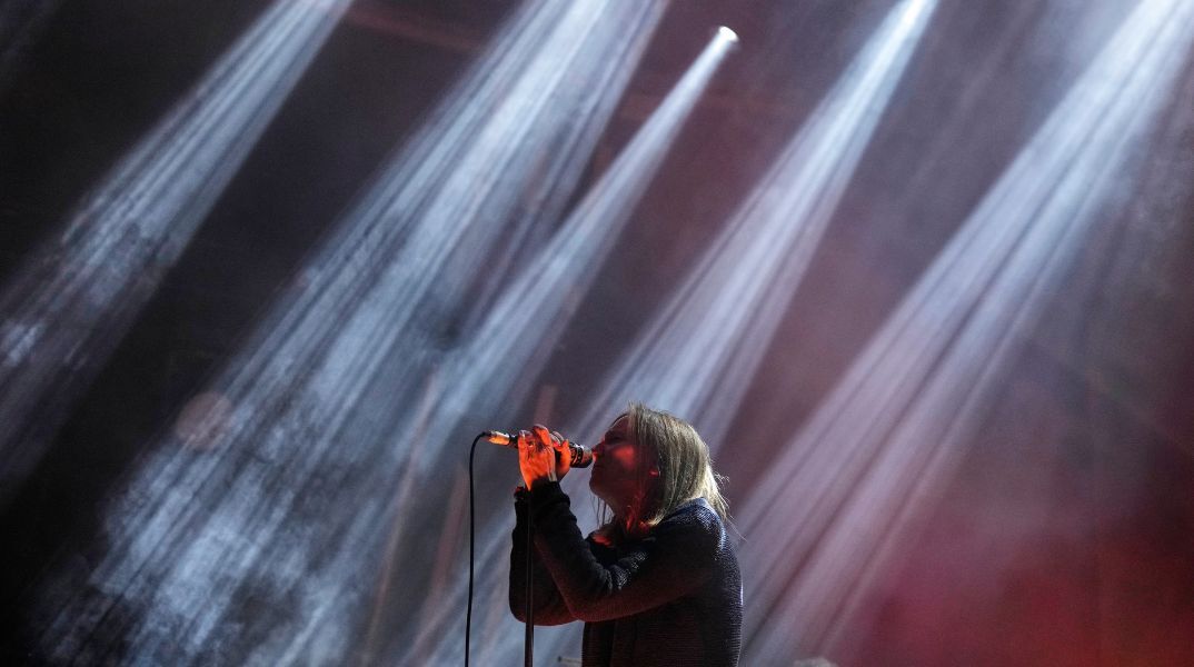 Μπεθ Γκίμπονς: Στη βραχεία λίστα του Mercury Music Prize 2024 με το άλμπουμ «Lives Outgrown» - Στη δημοσιότητα και το νέο βίντεο για το τραγούδι «Lost Changes»