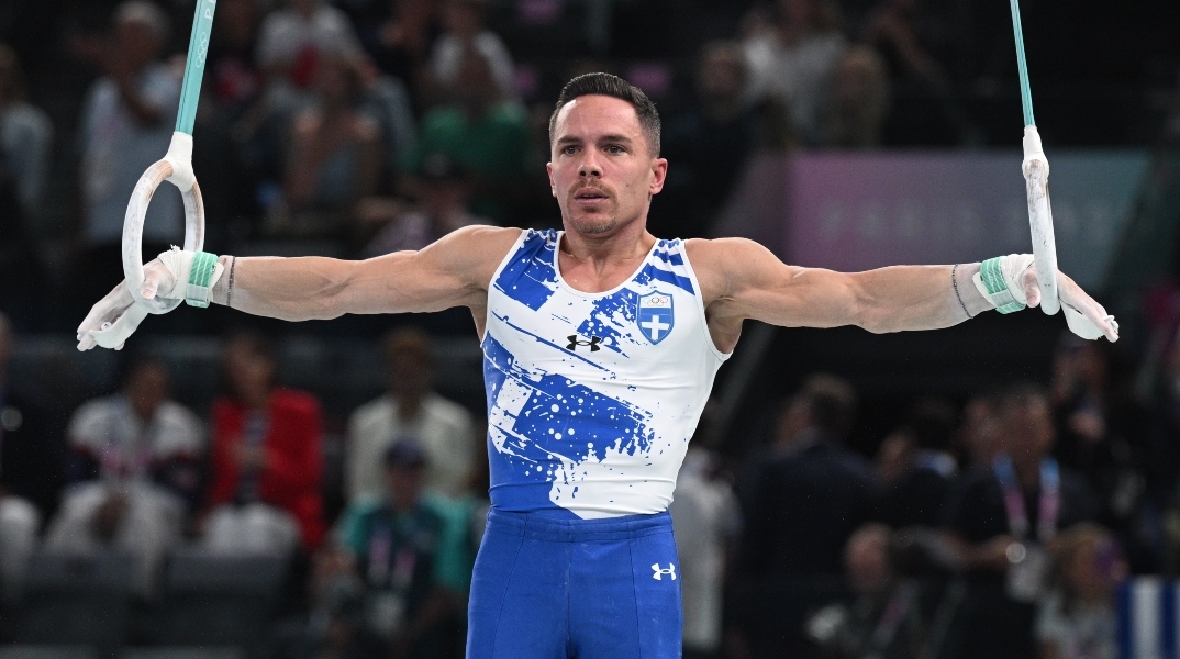 Λευτέρης Πετρούνιας