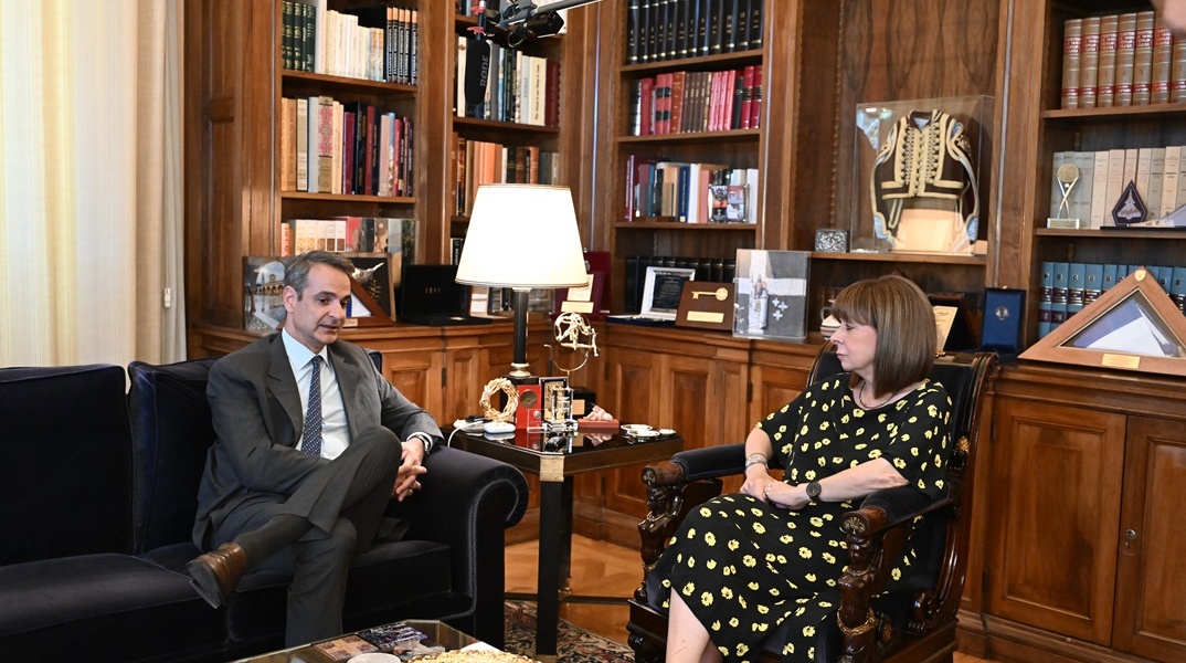 Κυριάκος Μητσοτάκης και Κατερίνα Σακελλαροπούλου