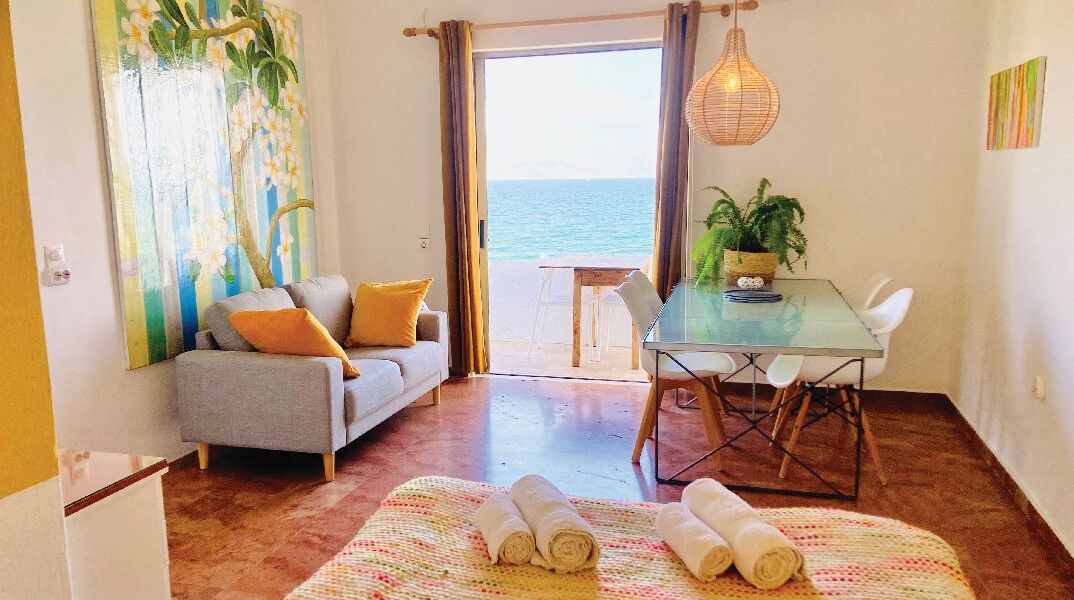 Aegina Beachhouse Apartments