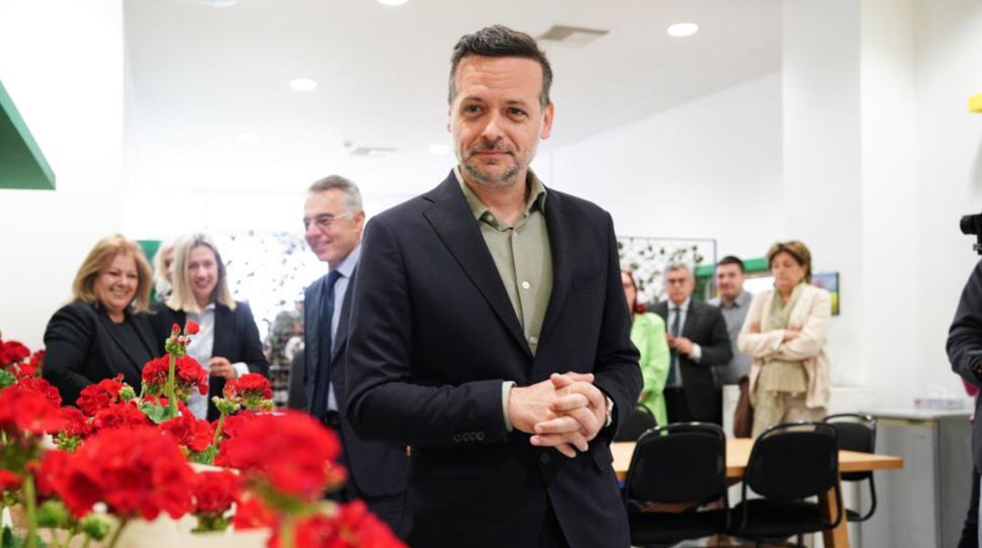 Δήμος Αθηναίων: Απάντηση Χάρη Δούκα στον Κώστα Μπακογιάννη: «Το κοινωνικό δίχτυ προστασίας της πόλης ενισχύεται συνεχώς».