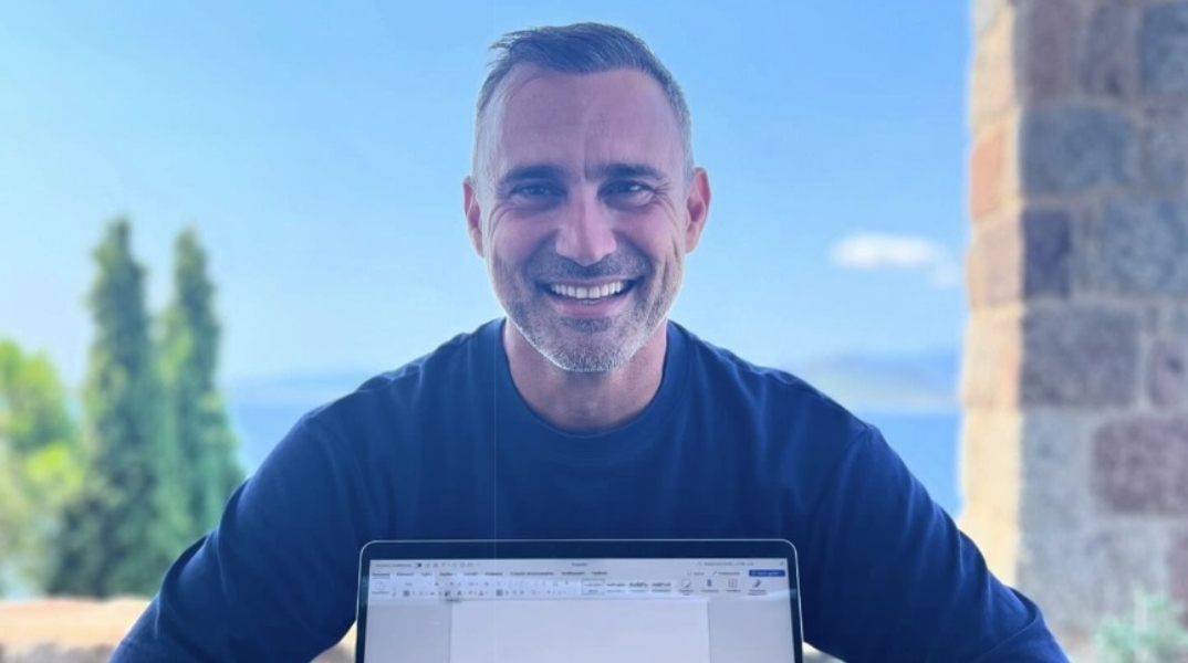 Η νέα δουλειά του Γιώργου Καπουτζίδη 