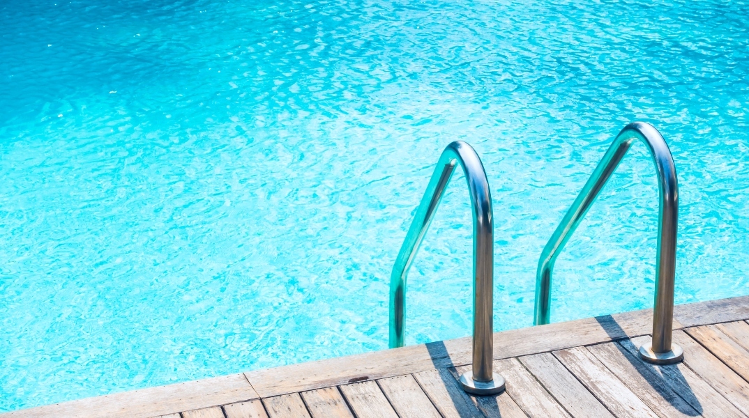 Ποιες είναι οι οικονομικότερες πισίνες της Αθήνας;