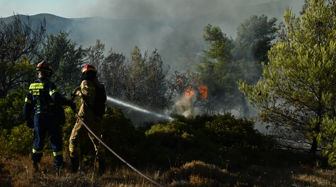 Kίνδυνος πυρκαγιάς: Πολύ υψηλός το Σάββατο σε 6 Περιφέρειες