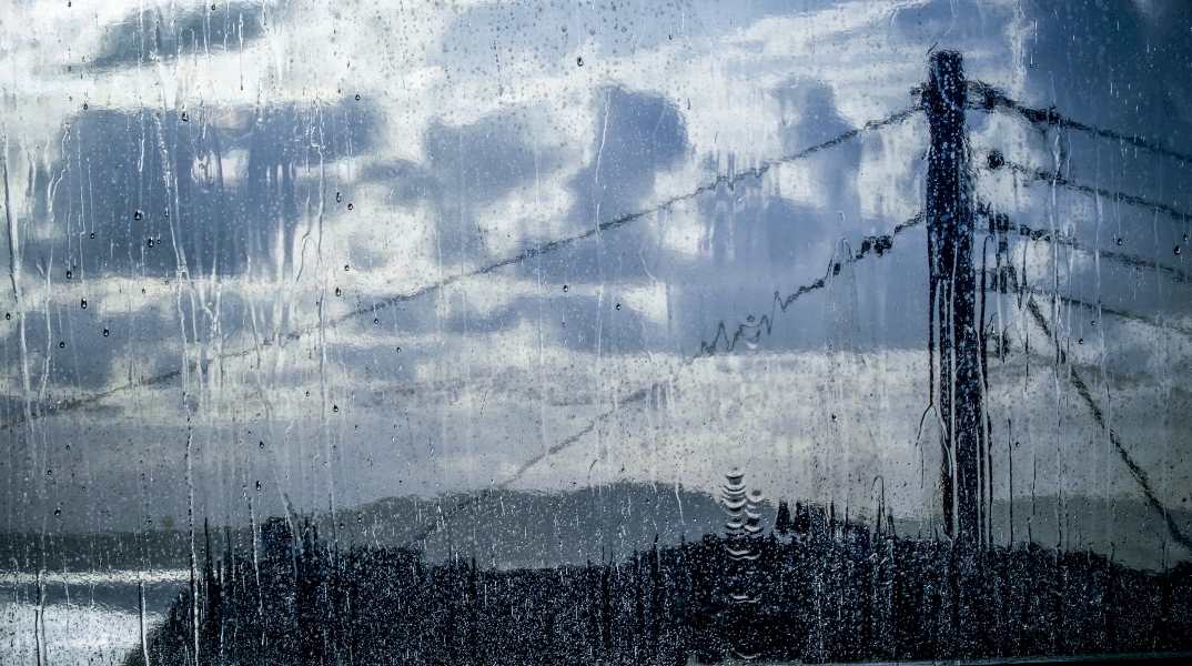 Κακοκαιρία: Βροχές και καταιγίδες σε Βόρεια και Δυτική Ελλάδα