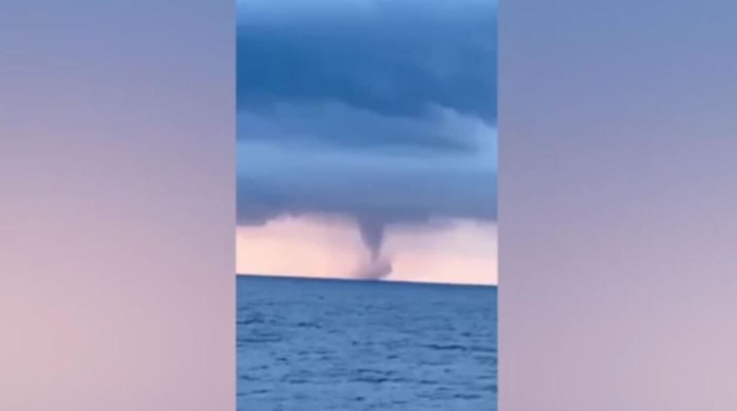 Ζάκυνθος: Υδροστρόβιλος «σάρωσε» το Ιόνιο μετά από δυνατό μπουρίνι