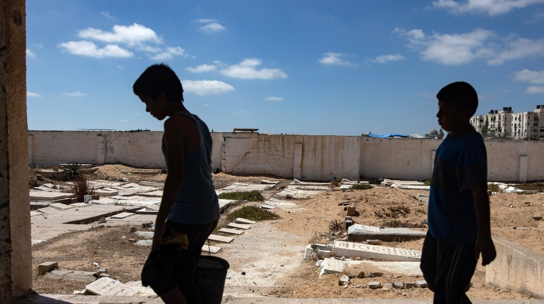 Γάζα: Διχασμένοι οι Ισραηλινοί για τον πόλεμο