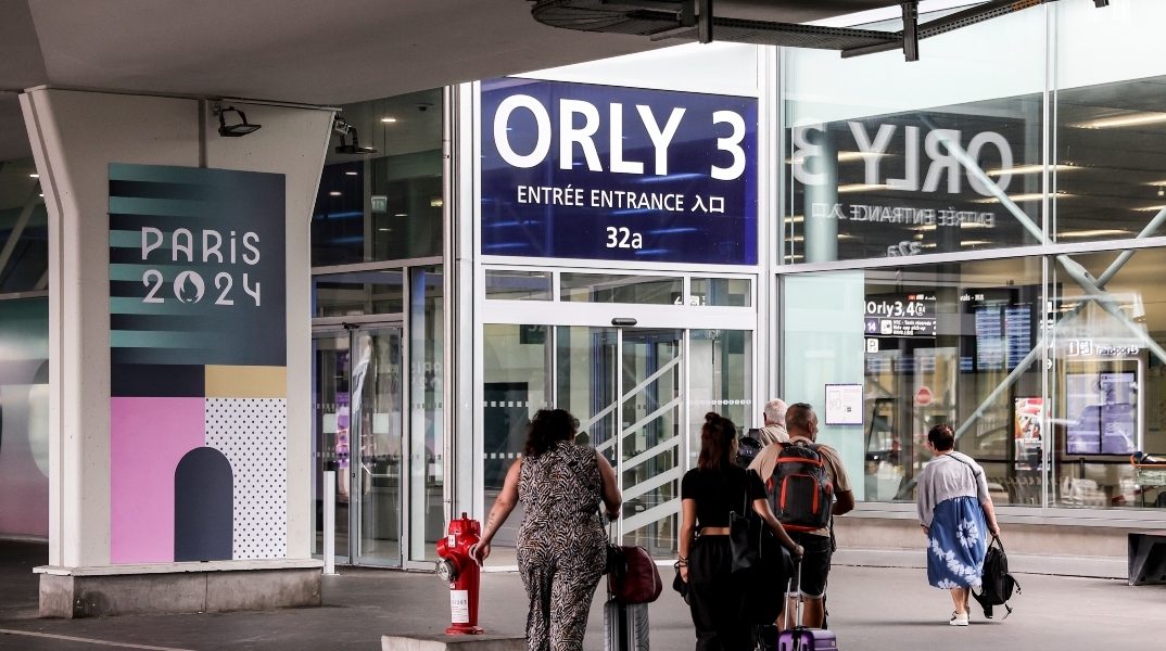 Γαλλία: Λήξη συναγερμού στο αεροδρόμιο Ορλί μετά το τηλεφώνημα για βόμβα