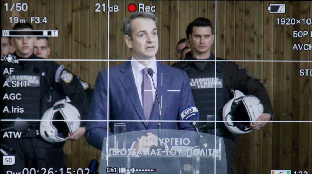 Γιατί ο πρωθυπουργός δεν θέλει κάμερες στους δρόμους;