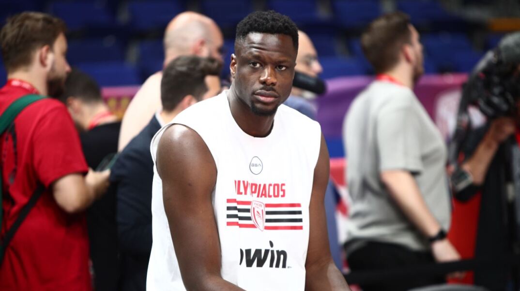 Ολυμπιακός: Ποια η κατάσταση του Φαλ