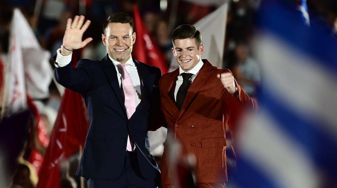 Στέφανος Κασσελάκης - Τάιλερ ΜακΜπέθ