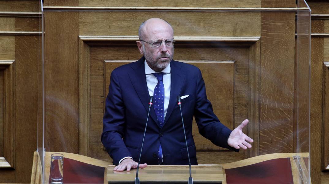 Εθνικός Οργανισμός Πρόληψης και Αντιμετώπισης των Εξαρτήσεων (ΕΟΠΑΕ): Η δήλωση του Δημήτρη Βαρτζόπουλου στην Athens Voice