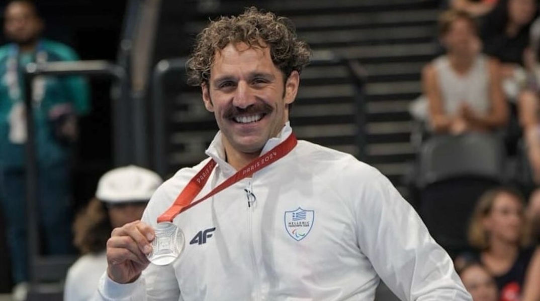Αντώνης Τσαπατάκης: Η απονομή του ασημένιου μεταλλίου στους Παραολυμπιακούς Αγώνες