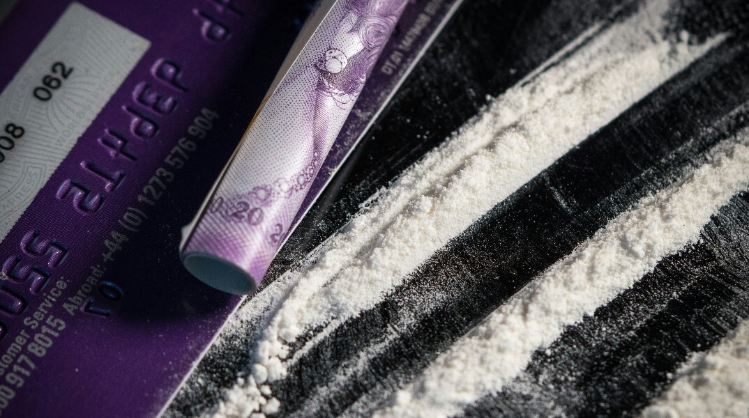 Ροζ κοκαΐνη: Εμφανίστηκε στην Ελλάδα ξανά το σπάνιο ναρκωτικό - Τι είναι, γιατί λέγεται έτσι και πότε είχε φτάσει πρώτη φορά στην χώρα μας