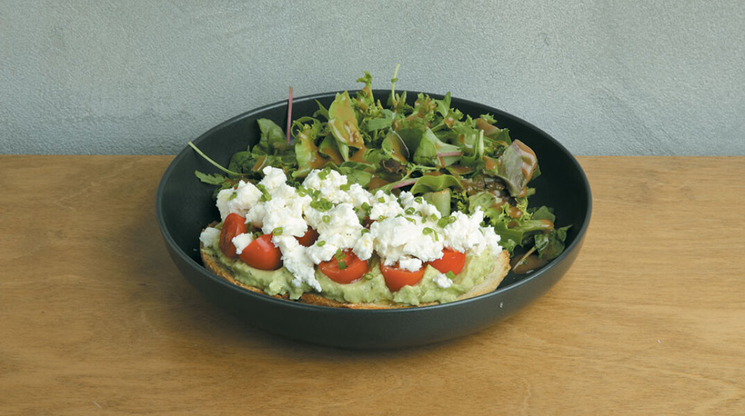 Λάλος: Το all day στέκι του Νέου Κόσμου