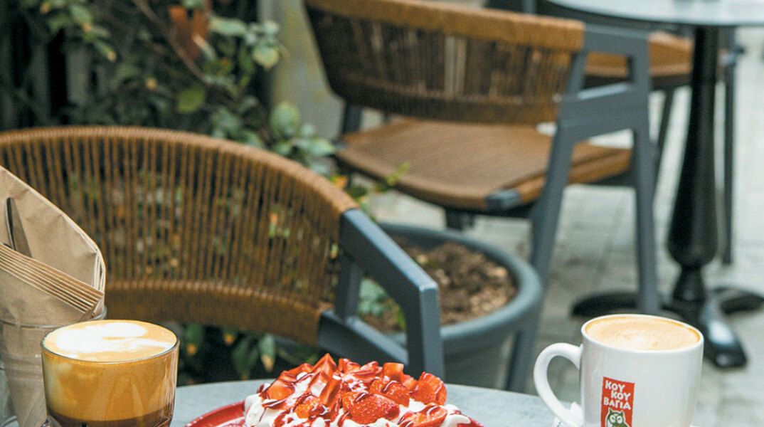 Koukouvaya: Το γλυκοπωλείο όπως πρέπει να είναι