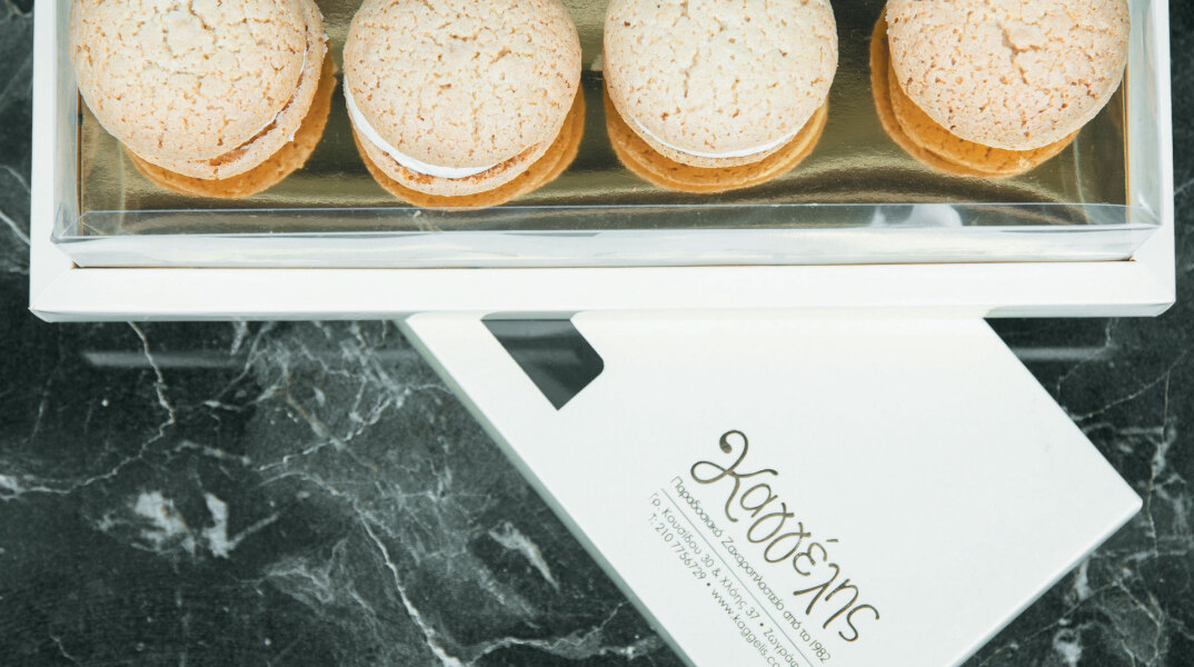 Ζαχαροπλαστείο Καγγέλης: Τα γλυκά που θα λατρέψεις!