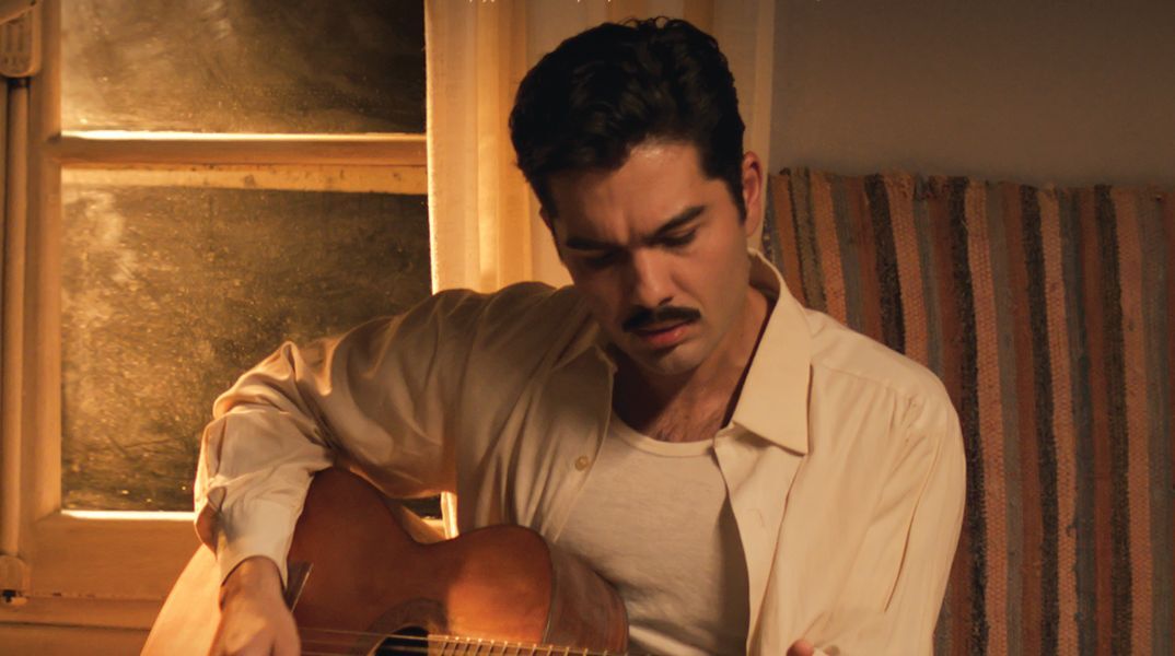 «Υπάρχω»: Το επίσημο τρέιλερ της ταινίας για τη ζωή του Στέλιου Καζαντζίδη μόλις κυκλοφόρησε