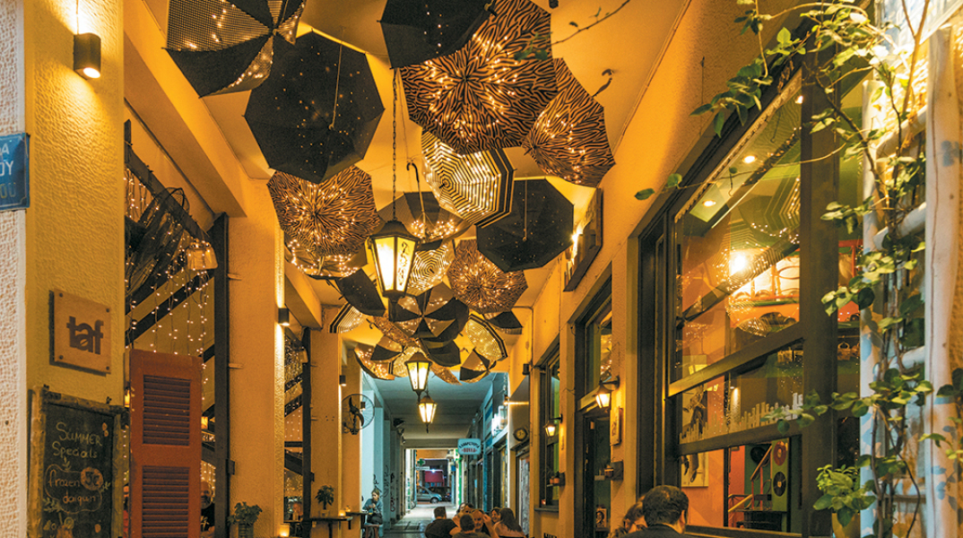 Medez Cafe & Bar: Το αγαπημένο στέκι του Παγκρατίου