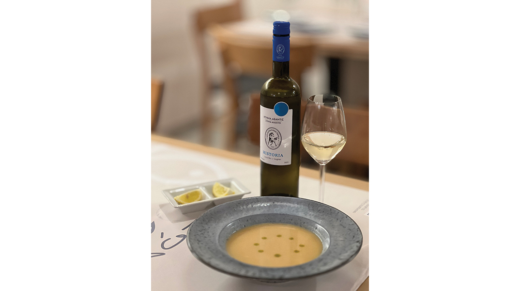 Αλάτι: Η μοντέρνα ψαροταβέρνα της Χαλκίδας