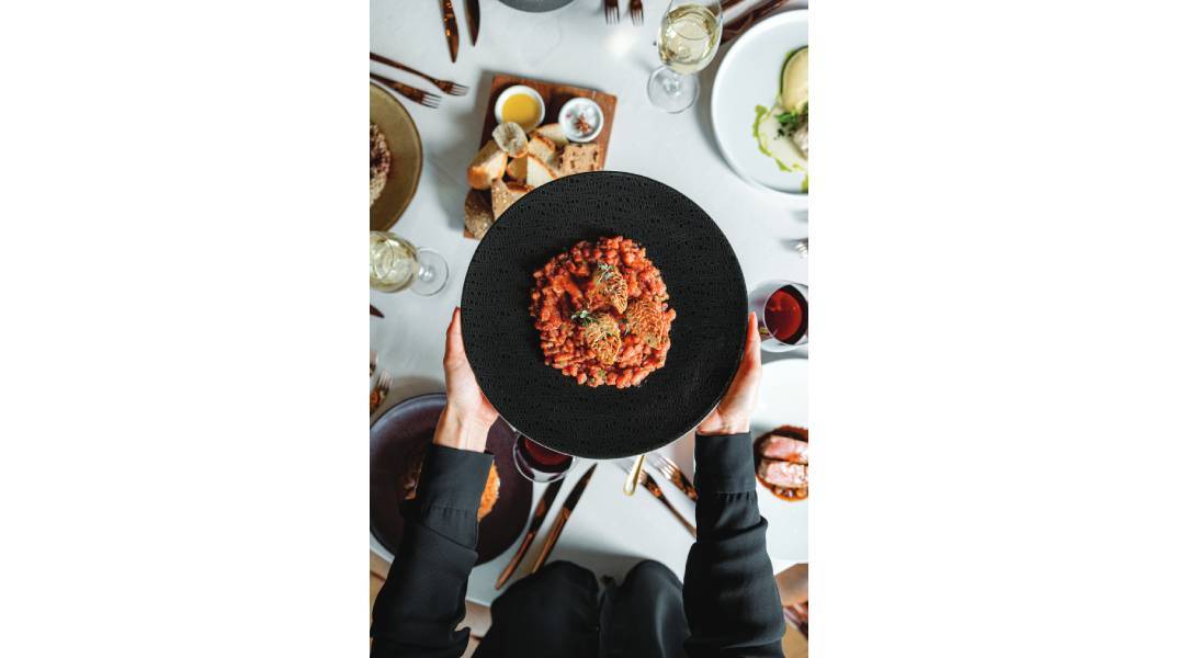 New Hotel: Στο εστιατόριο Art Lounge για μια μοναδική fine comfort εμπειρία με θέα όλη την πόλη