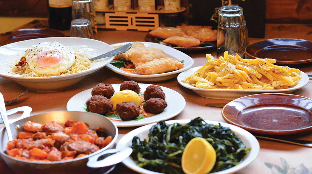 Τα Λαλάγγια: Αυθεντικές γεύσεις από τη Μάνη!