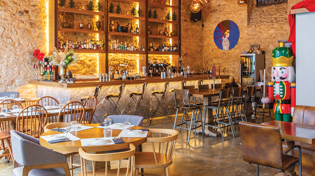 Shakespeare in Love: To all-day στέκι του Πειραιά ανανεώνει το μενού του και παραμένει πολύ δημοφιλές