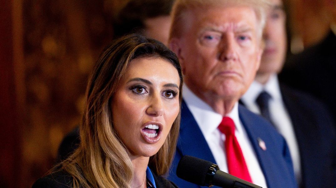 ΗΠΑ: Ο Ντόναλντ Τραμπ θα ονομάσει τη δικηγόρο του Αλίνα Χάμπα σύμβουλο της προεδρίας - Συμμετείχε στην υπεράσπισή του σε διάφορες δίκες