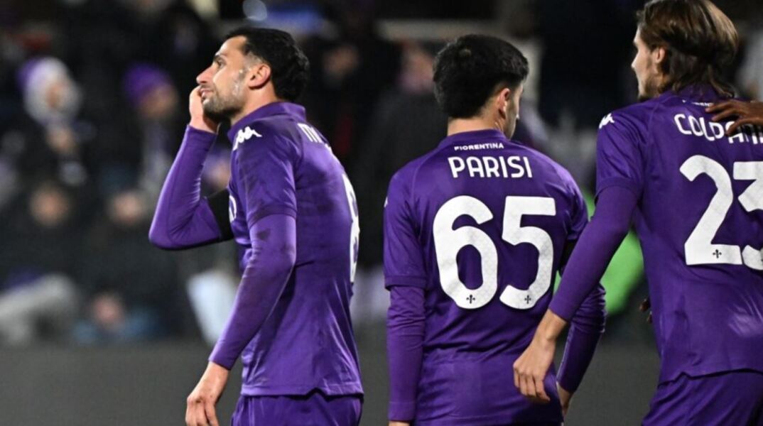 Παίκτες της Φιορεντίνα μετά το 7-0 επί της ΛΑΣΚ
