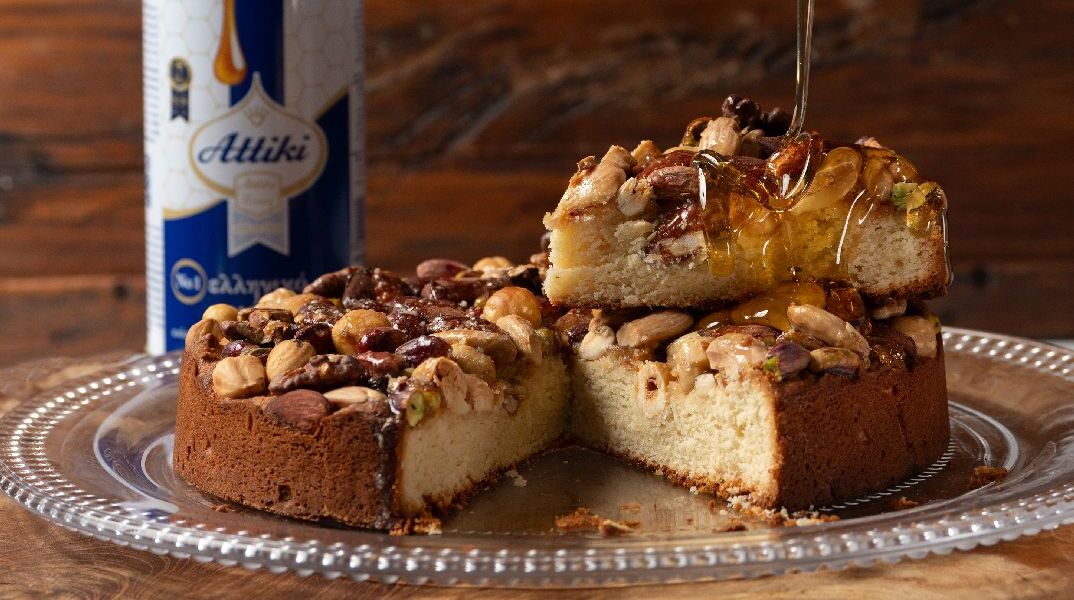 Χριστουγεννιάτικη πίτα με μέλι Αττική