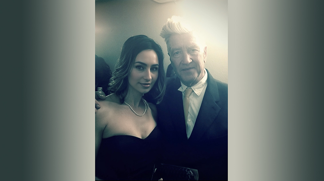 Ντέιβιντ Λιντς: Η ελληνίδα τραγουδοποιός Kid Moxie θυμάται τη συνάντησή της με τον σκηνοθέτη στις ΗΠΑ.