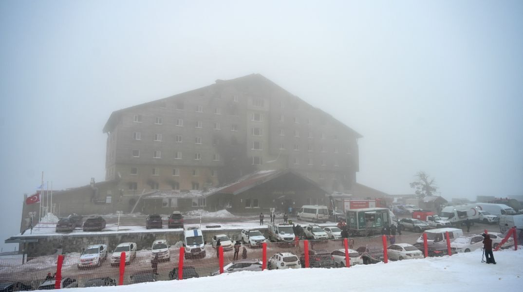 Φωτιά στην Τουρκία: 14 μέλη της ίδιας οικογένειας «χάθηκαν» στις φλόγες 