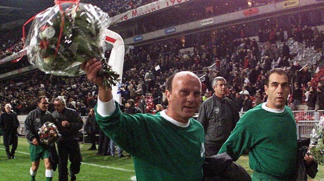 Μίμης Δομάζος