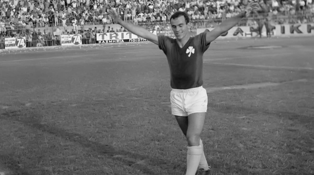 Μίμης Δομάζος