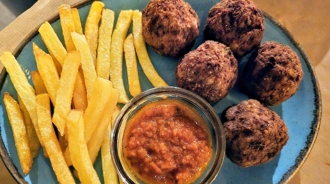 Βυρίνης, Παγκράτι