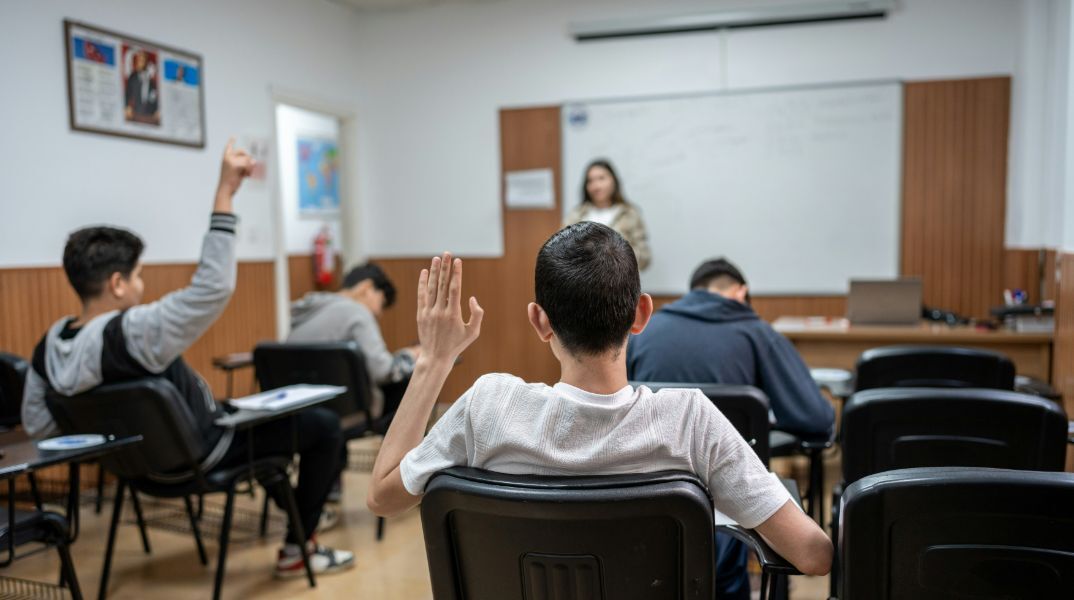 Δημόσια Ωνάσεια Σχολεία: 10 ερωτήσεις και απαντήσεις για το πώς θα λειτουργούν