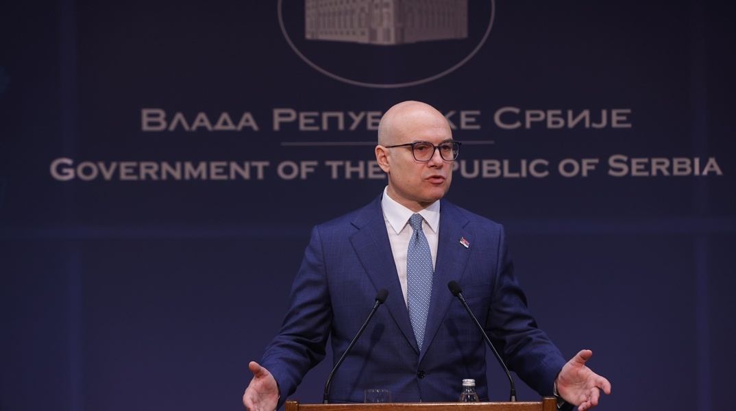  Παραιτήθηκε ο πρωθυπουργός της Σερβίας, Μίλος Βούτσεβιτς